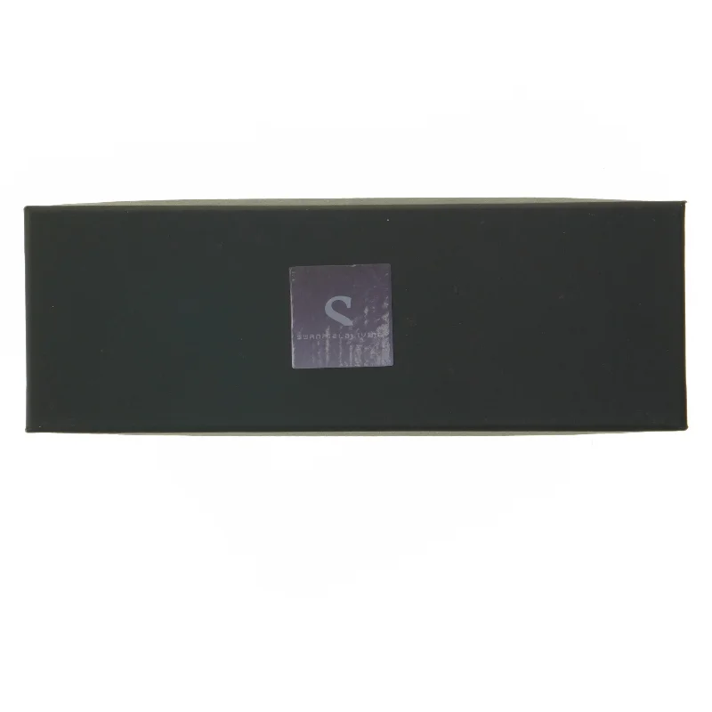 Æske med flotte dekorative sten fra Sannapåjorden (str. 26x9 cm)