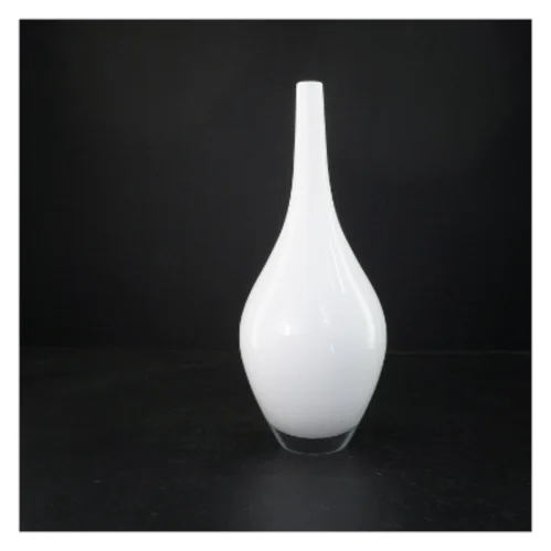 Hvid vase (str. 32 x ø 12 cm)