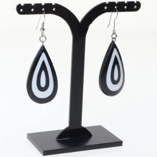 Øreringe, Dråbeformet, Sort og Hvid (str. 6 x 2 cm)