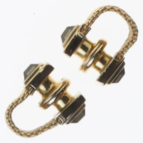 Guld manchetknapper med sort sten (str. En komma 8 x en komma 8 x nul komma 7 cm)