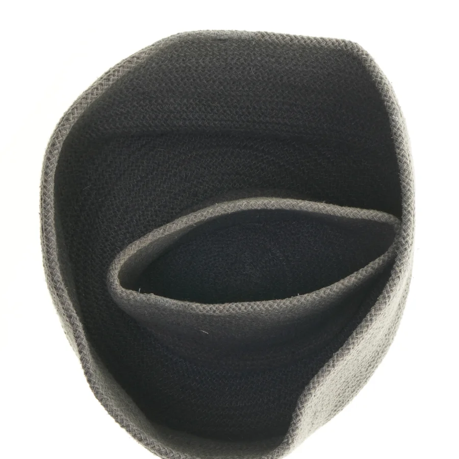 Strikket kurv (str. 37 cm)