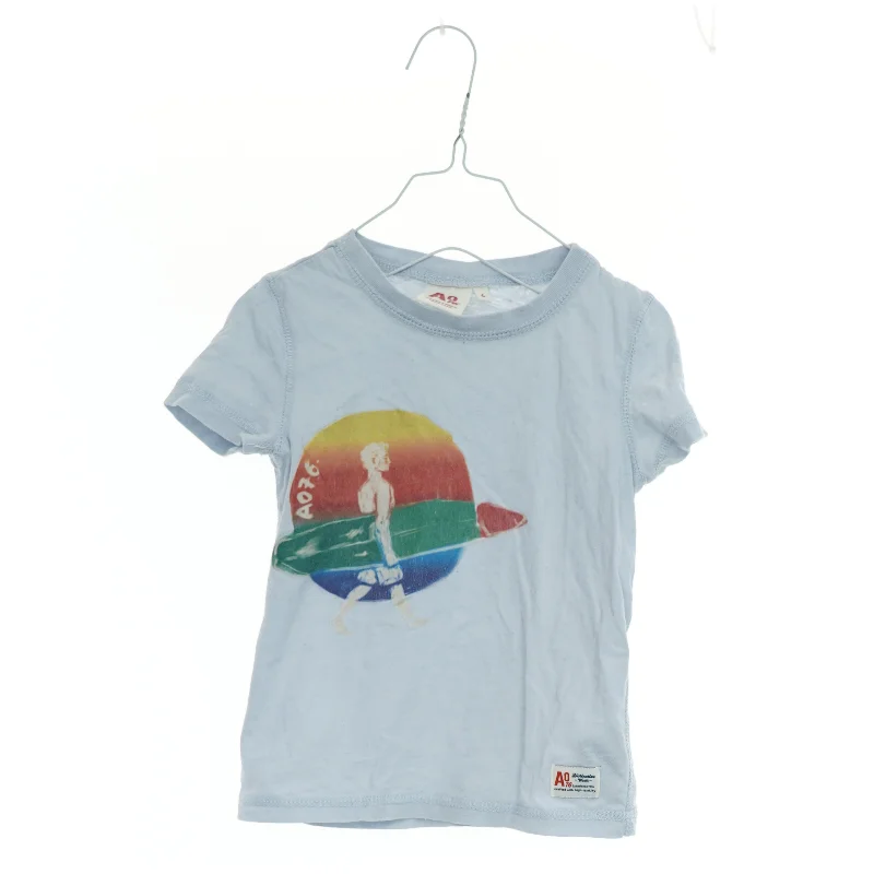 T-Shirt fra American Outfitters (str. 104 cm)