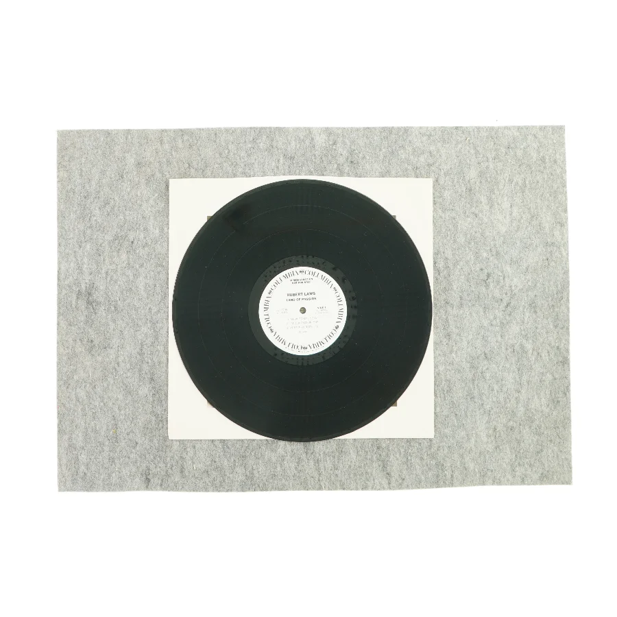 Land Of Passion af Hubert Laws fra LP