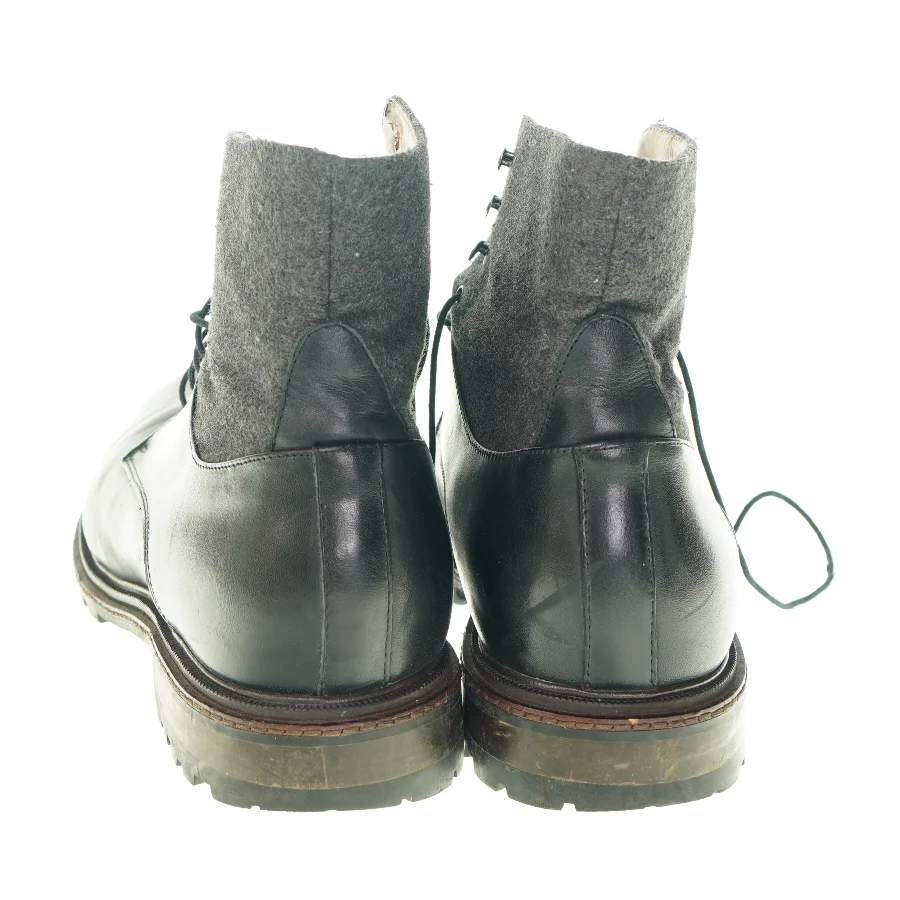 Sorte støvler (str. 45)