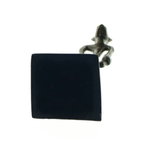 Dekorativ figur  (str. L:31)