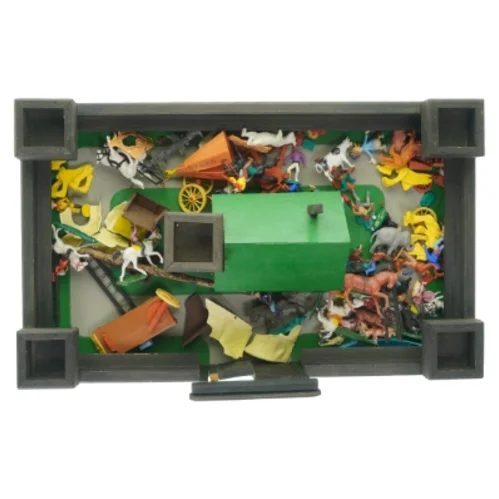 Gård med tilbehør fra Ukendt (str. LBH:65x40x10cm)