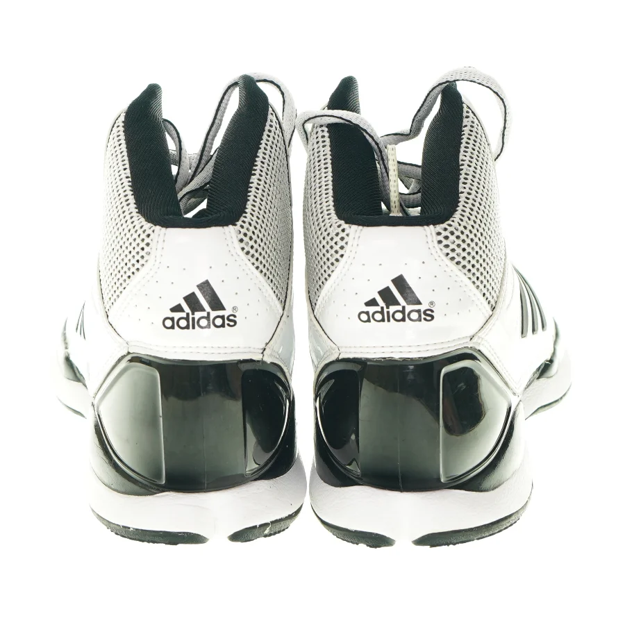 Sneakers fra Adidas (str. 46 2/3)