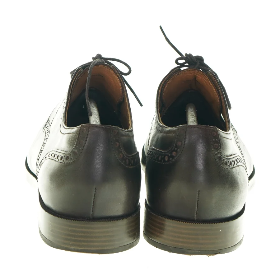 Sko i læder fra Cole Haan (str. 45)