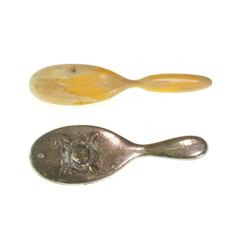 Børster (2 stk.) fra Ukendt (str. LB 225 og 5 Øg LB 225 Øg 8) fra Ukendt (str. LB 225 og 5 Øg LB 225 Øg 8) fra Ukendt (str. LB:22,5x5cm og LB: 22,5x8cm)