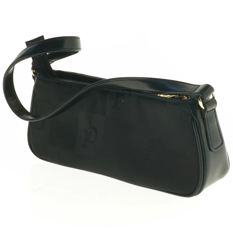 Sort aftenclutch fra Roccobarocco (str. 27 x 10 x 6 cm)