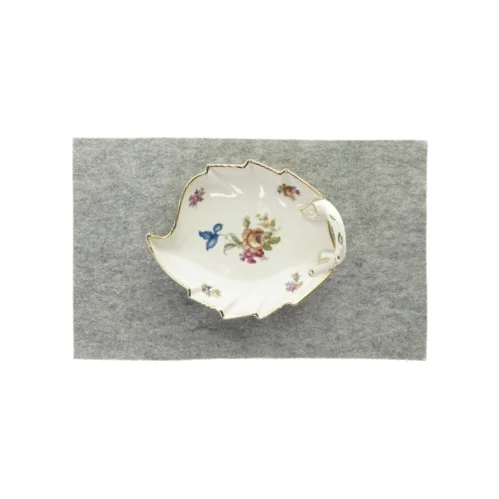 Dekorativt fad  fra Bucka&Nissen (str. LB:24x19cm)