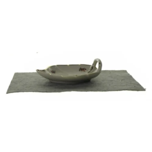 Dekorativt fad  fra Bucka&Nissen (str. LB:24x19cm)