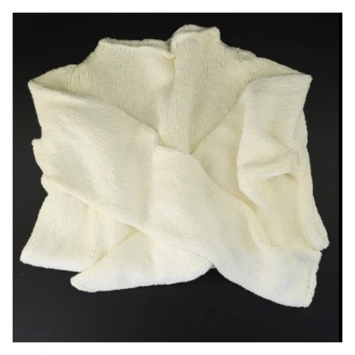 Strikket hvid bluse (str. 58 x 51 cm ærme 49 cm)