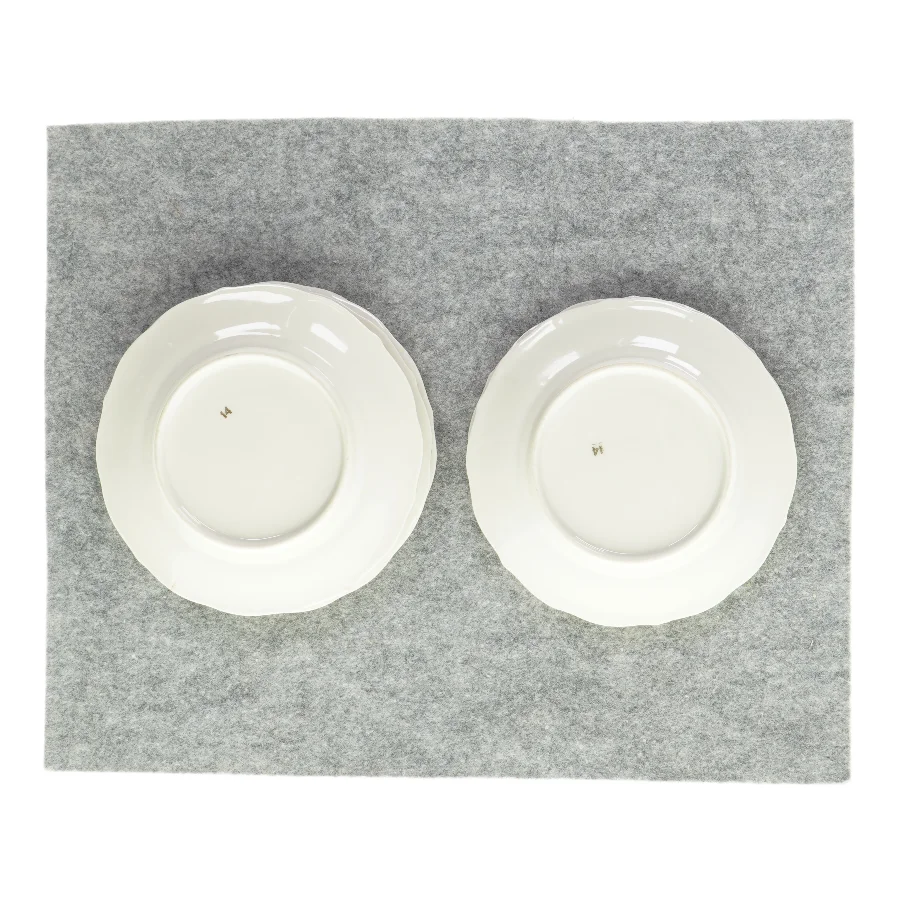 Tallerkner (7 stk.) fra Ukendt (str. Ø:17,5cm)