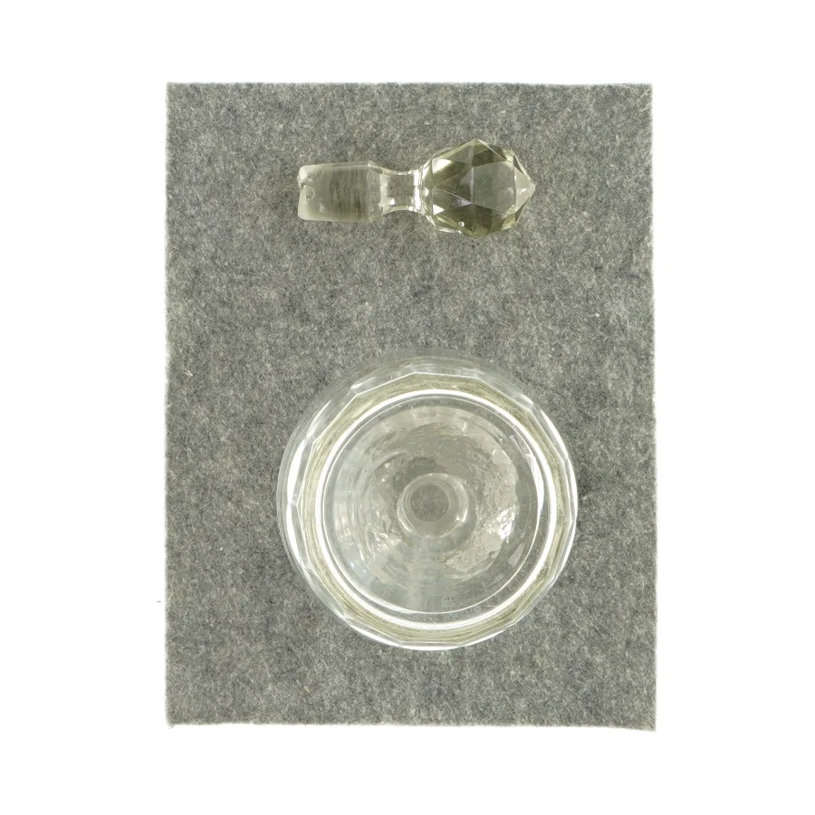 Glaskaraffel med prop (str. HØ: 16x10 cm)