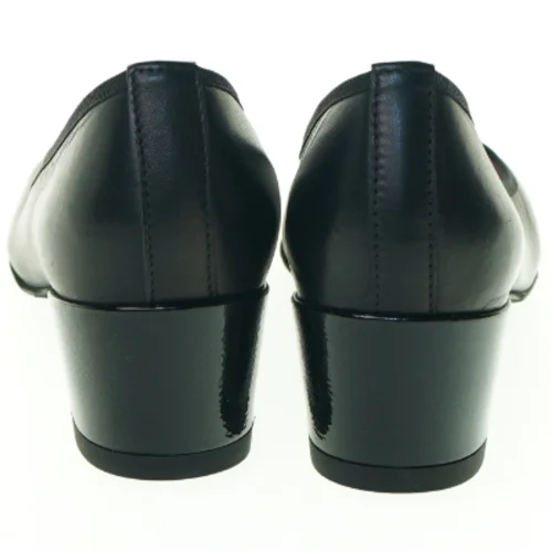 Sko fra Pretty Ballerinas (str. 37)