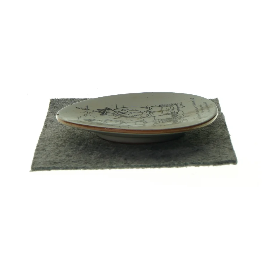 Tallerken med print fra Ukendt (str. Ø:17cm)