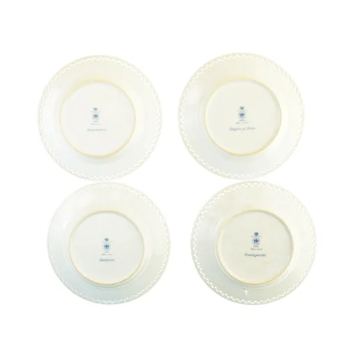 Tallerkener - 4stk fra Bing og Grøndahl (str. Ø25 cm)