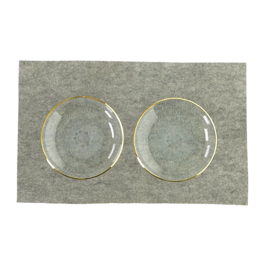 2 glas tallerkner med guldkant fra Ukendt (str. Ø:15)