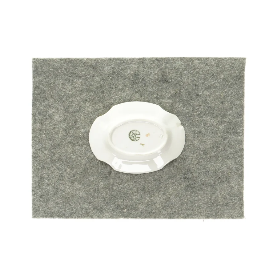 Lille askebæger (str. LB: 11x8 cm )