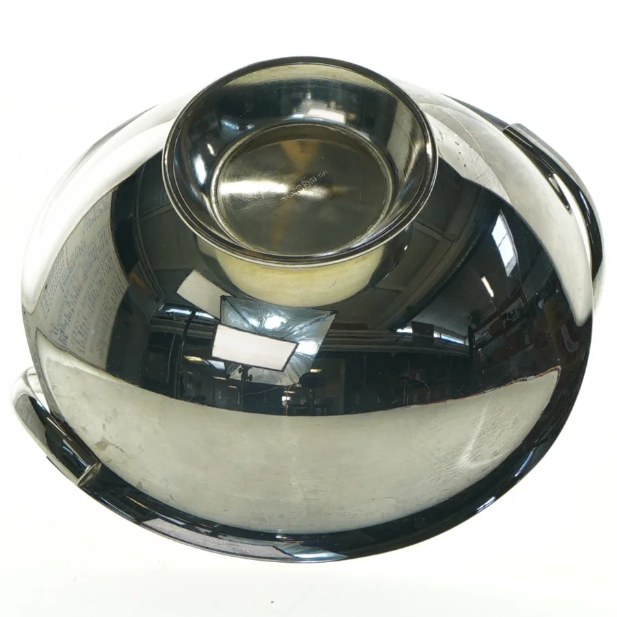 Sølvfarvet sukkerskål med håndtag fra I/S Richmond (str. 16 x 12 cm)