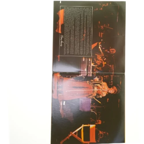 LP - Dionne Warwick 'Hot! Live and Otherwise'