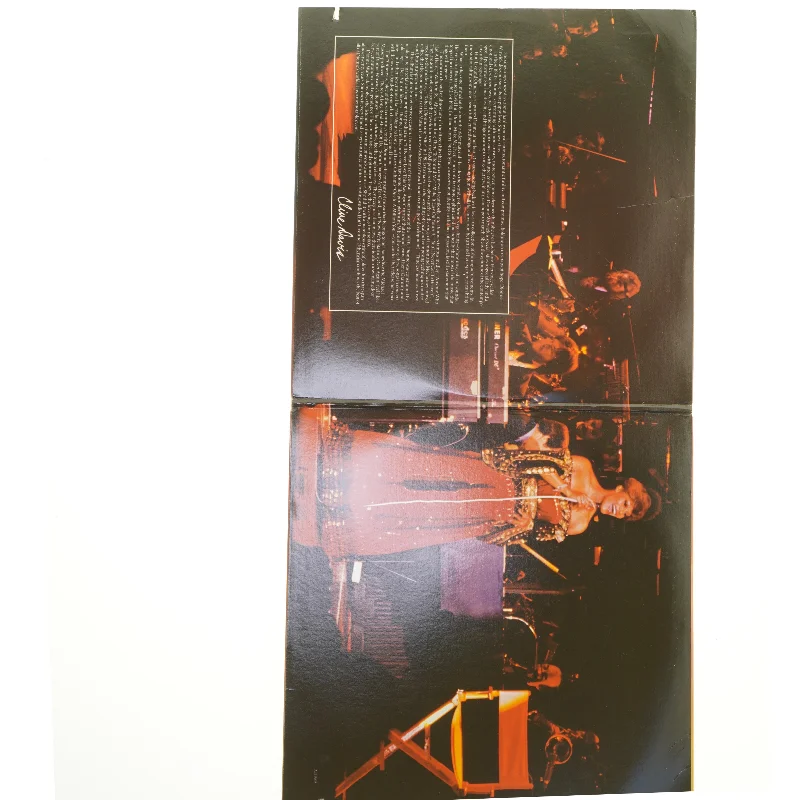 LP - Dionne Warwick 'Hot! Live and Otherwise'