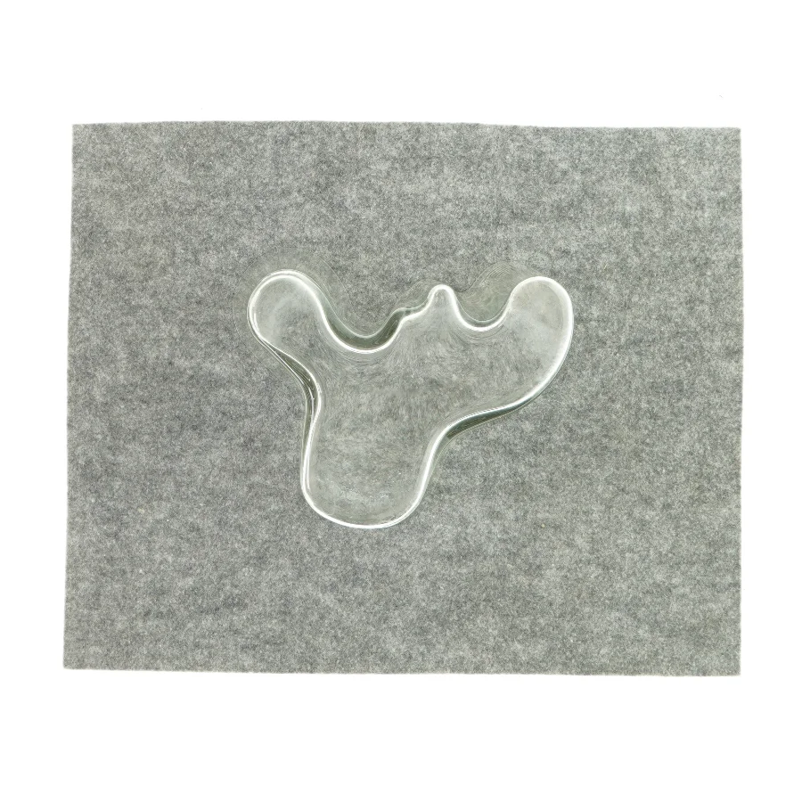 Glasvase i sjov form (str. LBH: 18x15x16 cm)