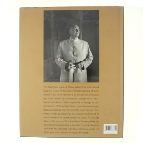 Under the Eaves of Architecture af Philip Jodidio (Bog)