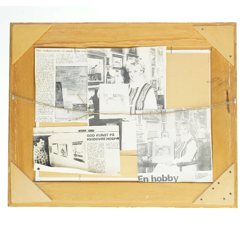 Maleri af kirke i ramme (str. 53x43 cm)