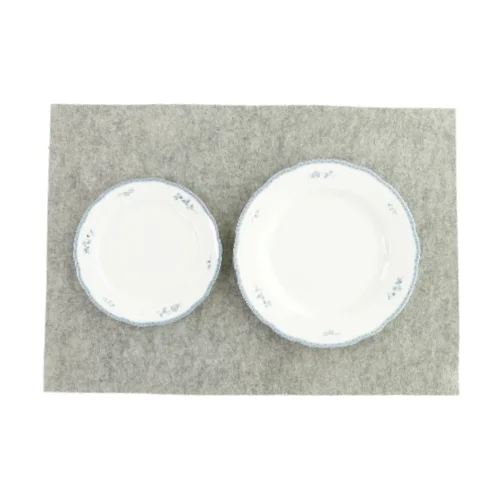 Lille og stor tallerken sæt fra Firkløveren (str. Ø: 22 og Ø: 20 cm)