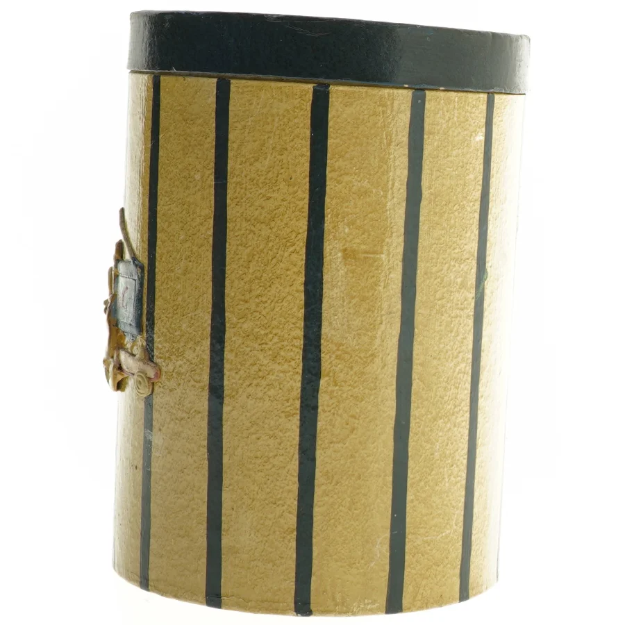 Dåse med bamse motiv (str. 19 x 14 cm)