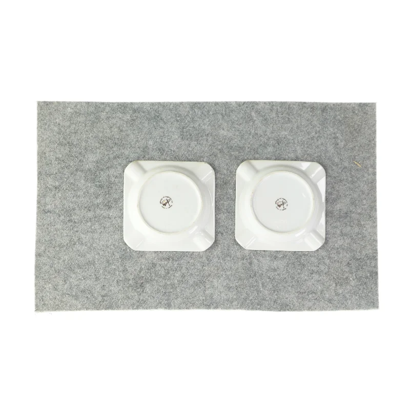 Små skåle med print fra Ukendt (str. LB: 11,5x11,5cm)