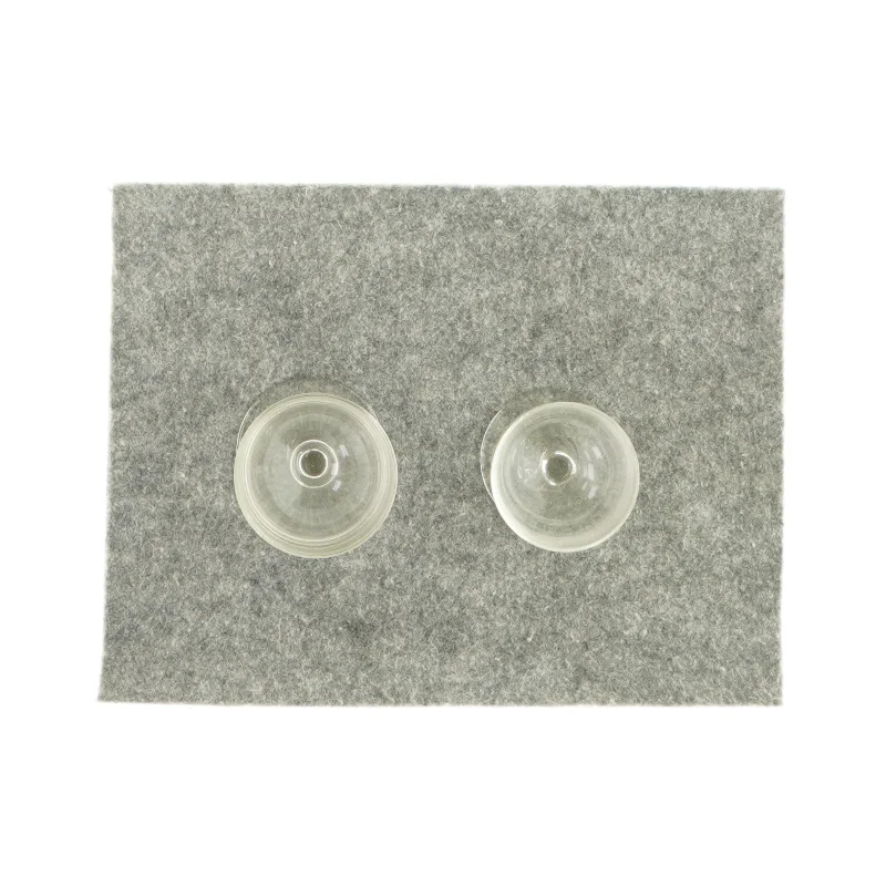 2 små glas  (str. HØ: 10x5 cm )