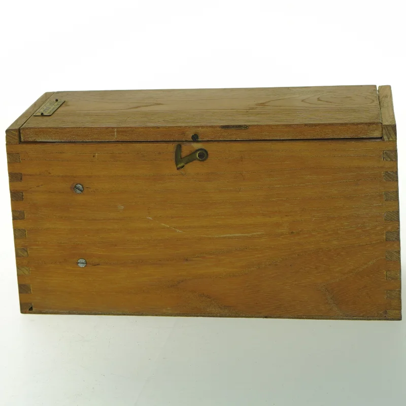 Vintage mikroskop med trækasse fra EriksOptik (str. 21 cm)