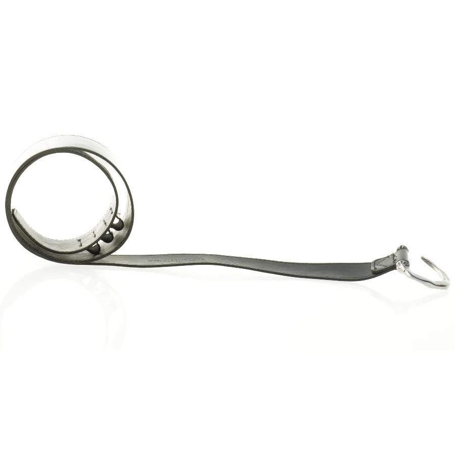 Sort lakbælte fra Kirsten Schjonning (str. 112 x 7 cm)