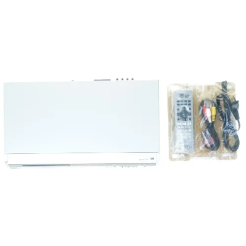 Dvd afspiller med kabler og fjernbetjening fra Panasonic (str. 43 x 24 cm)