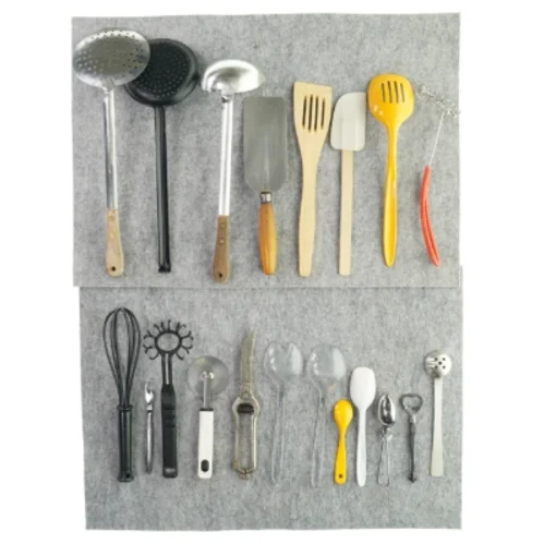 Forskellige køkkenredskaber fra Ukendt