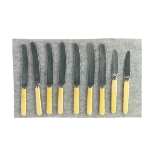Knive (9 stk.)  fra Sheffield (str. L: 24cm og 21cm)