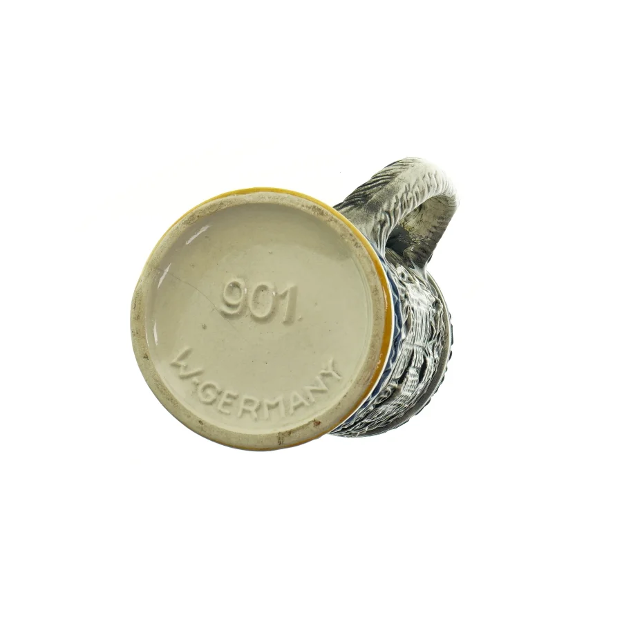 Stor kop fra W-Germany (str. HØ: 23,5x12,5 cm)