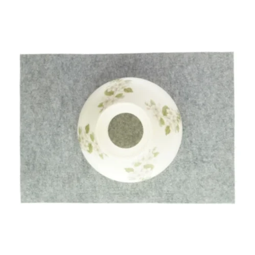 lampeskærm i glas  (str. HØ 24x28 cm)