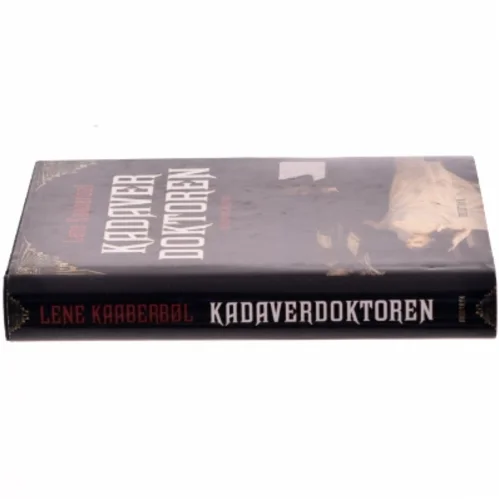 Kadaverdoktoren af Lene Kaaberbøl (Bog)