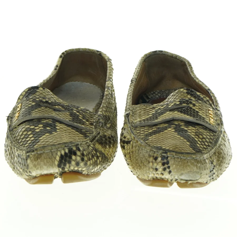Prada loafers med slangeskindsmønster fra Prada (str. 36)