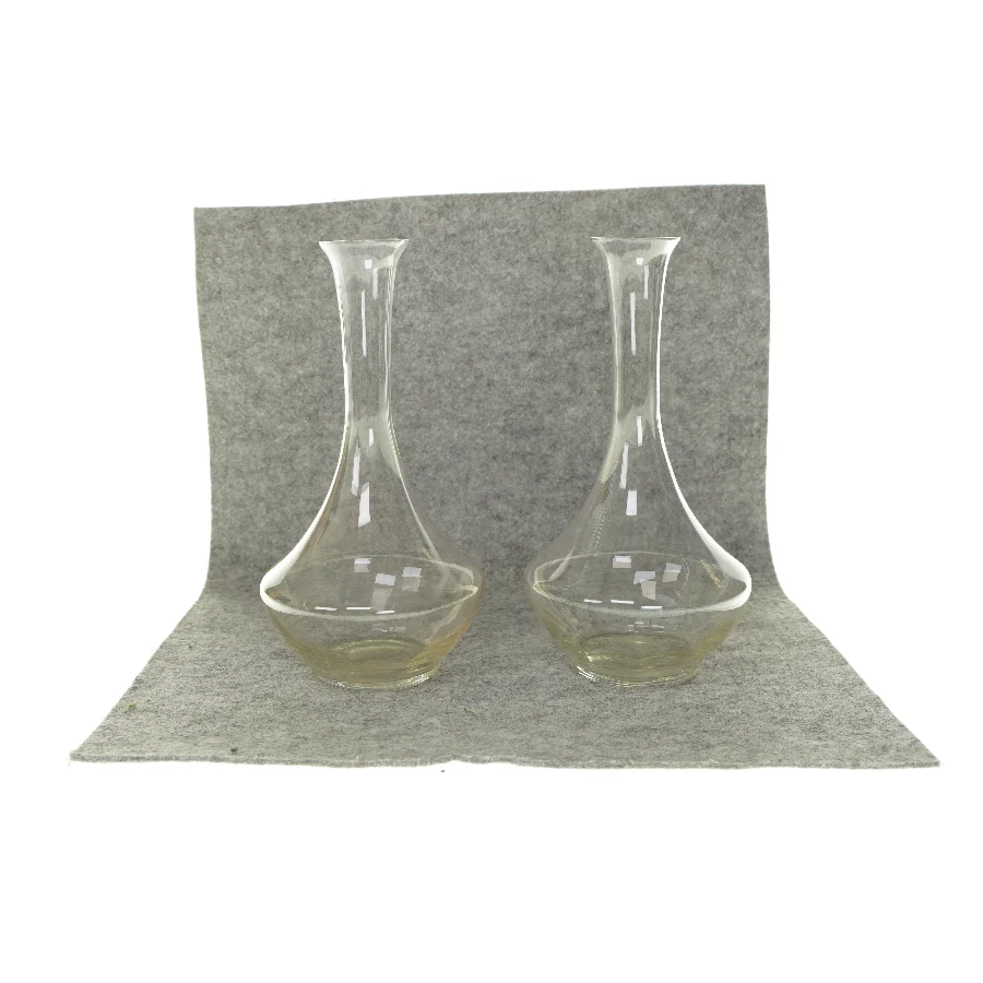 Vaser (2 stk) (str. HØ: 24x13 cm)