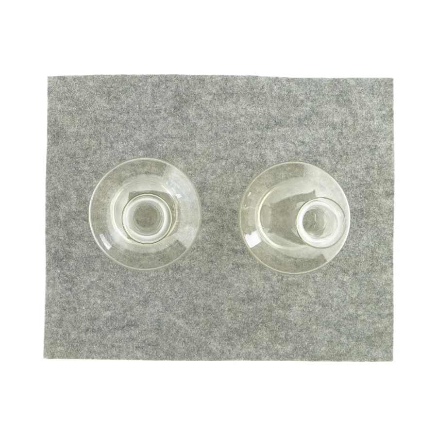 Vaser (2 stk) (str. HØ: 24x13 cm)