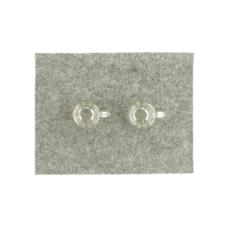 2 små shotsglas  (str. HØ: 5x4)