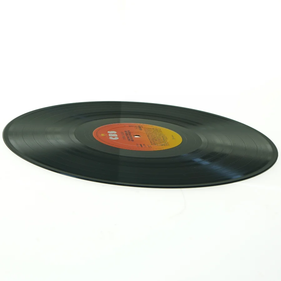 Vinyl LP af 'A Star is Born' (str. 31 x 31 cm)
