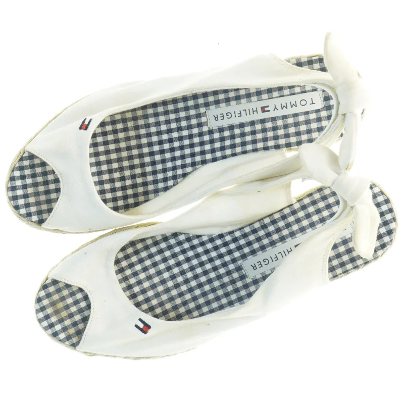 Tommy Hilfiger kilehælsandaler fra Tommy Hilfiger (str. 36)