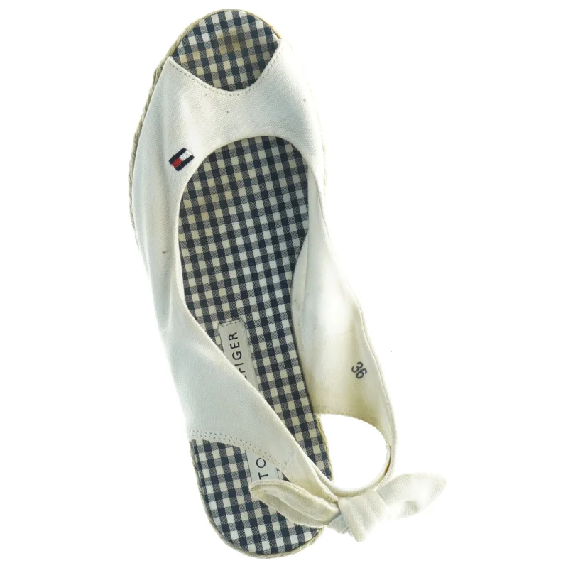 Tommy Hilfiger kilehælsandaler fra Tommy Hilfiger (str. 36)