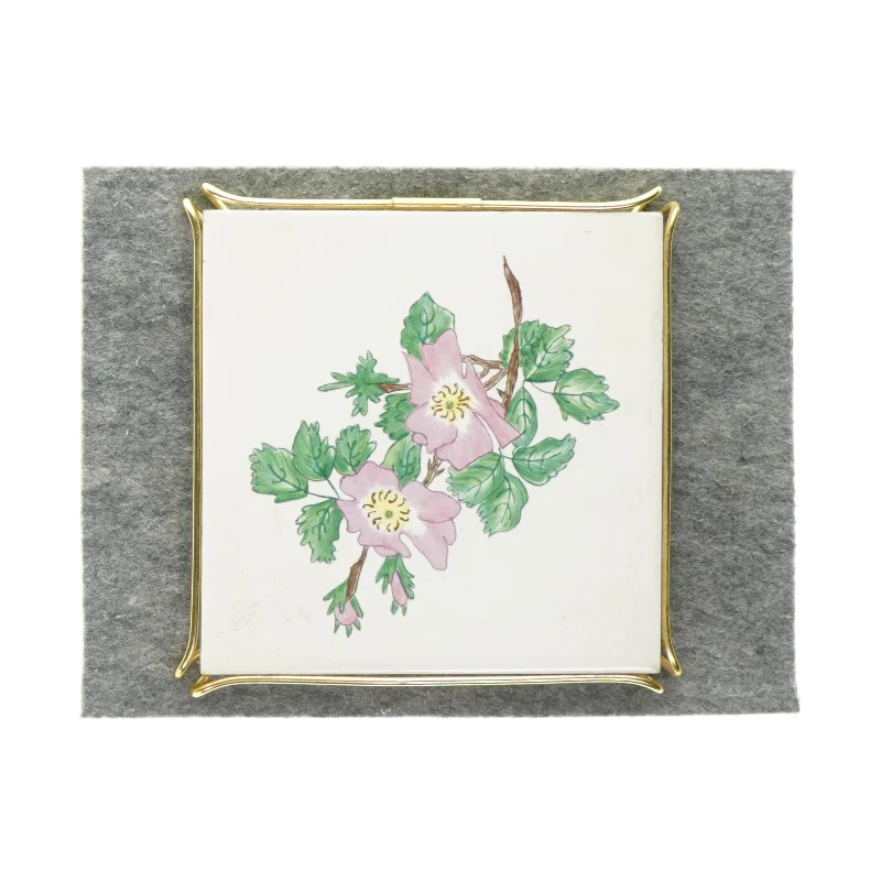 Dekorativt fad  fra Ukendt (str. LBH:16,5x16,5x2cm)